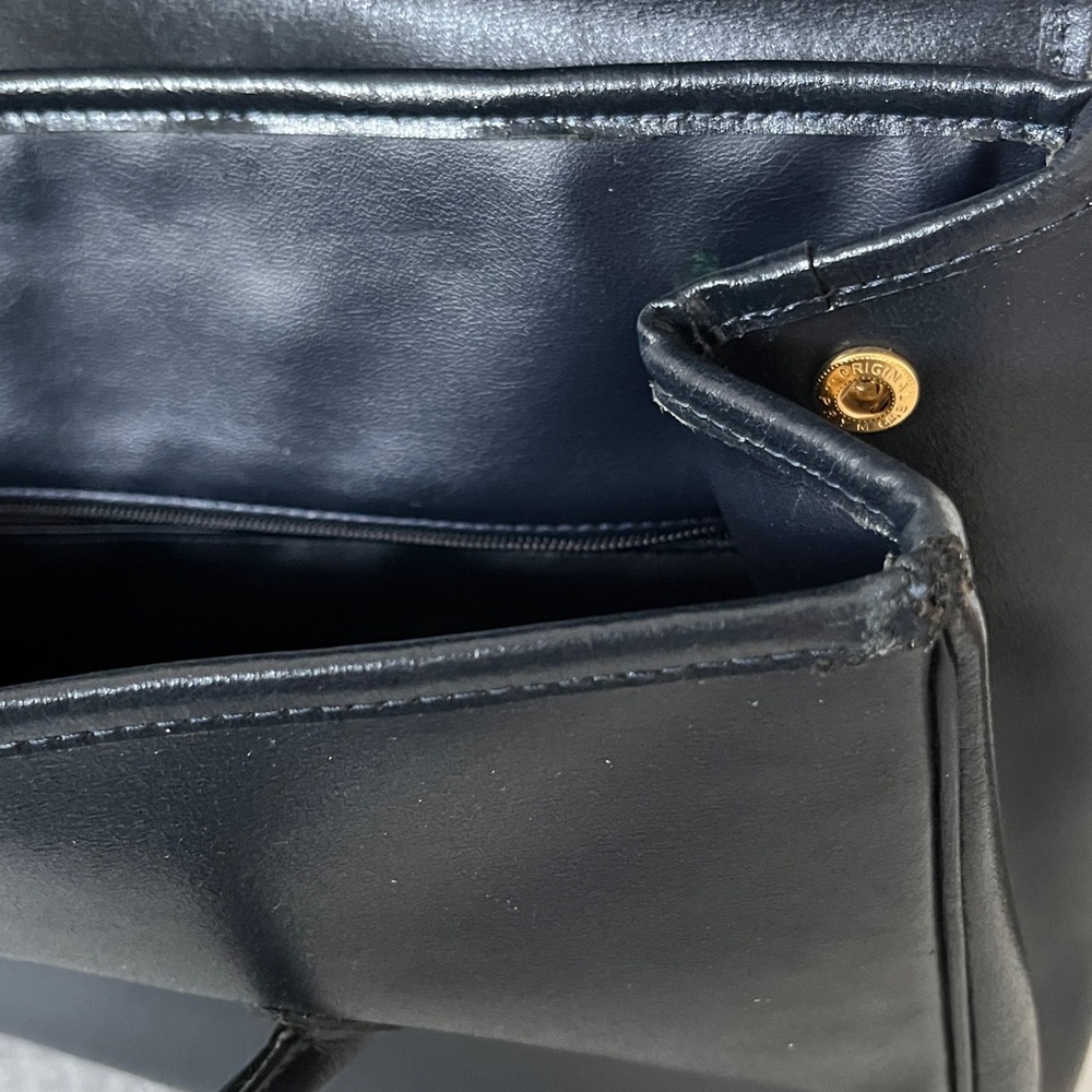 Longchamp Black Leather Top-Handle Tote with Gold Accent - Picture 6 of 13